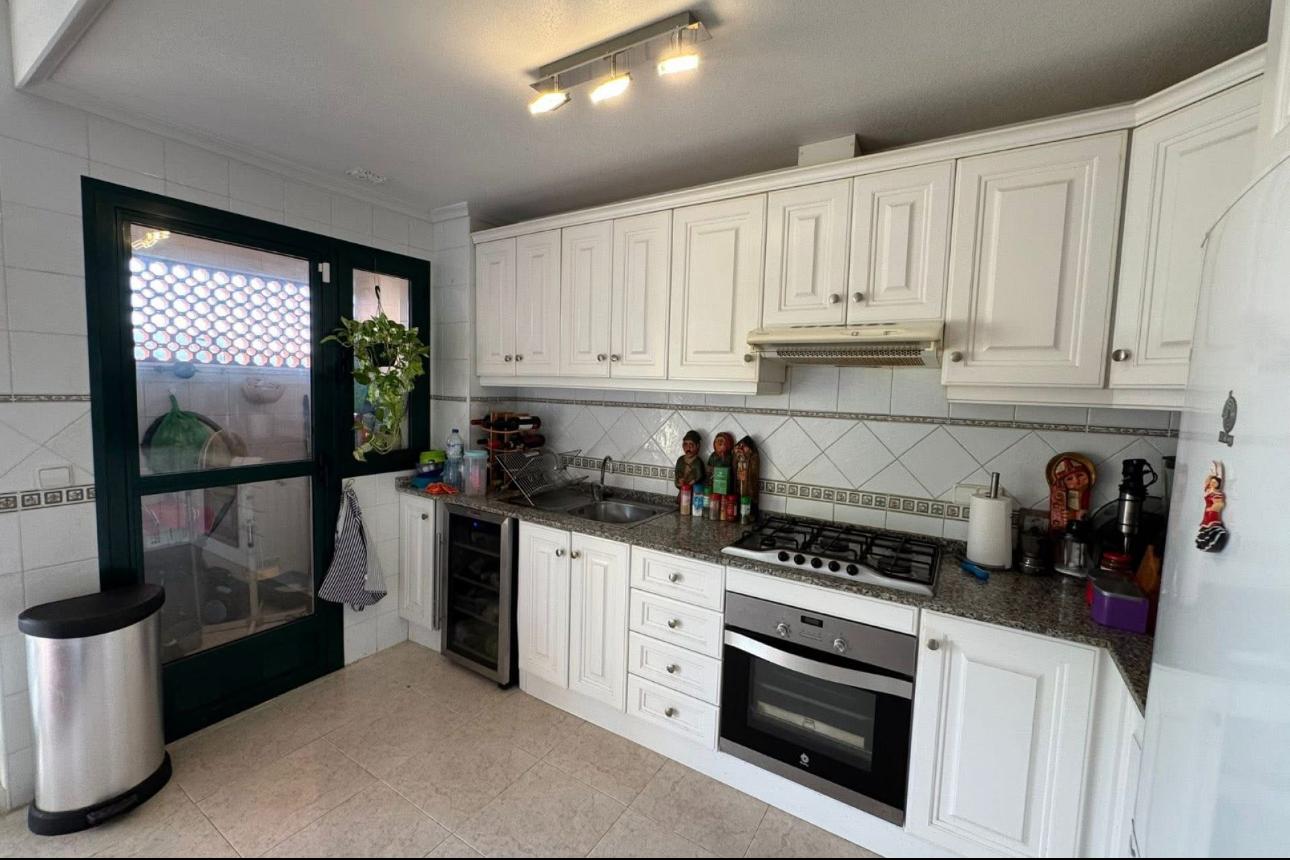 Magnífico piso cerca del centro comercial La Fuente