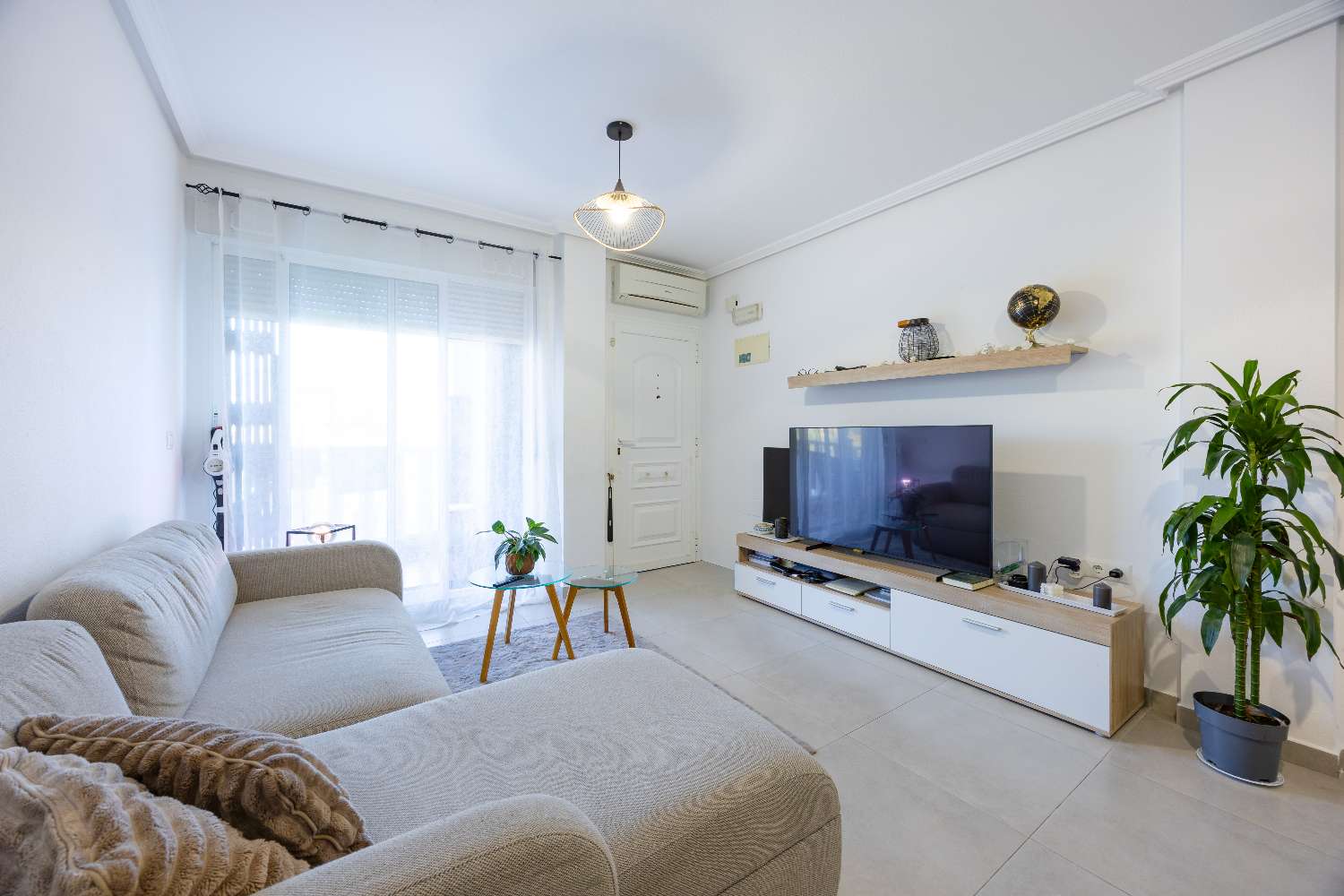 renovated apartment in Pinada Golf II – Villamartín