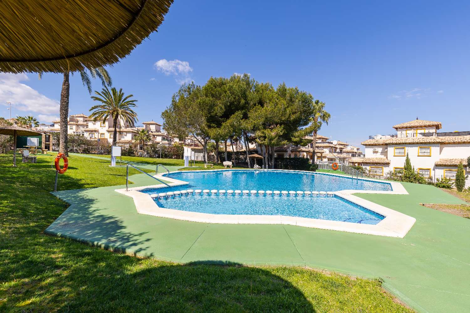 renovated apartment in Pinada Golf II – Villamartín