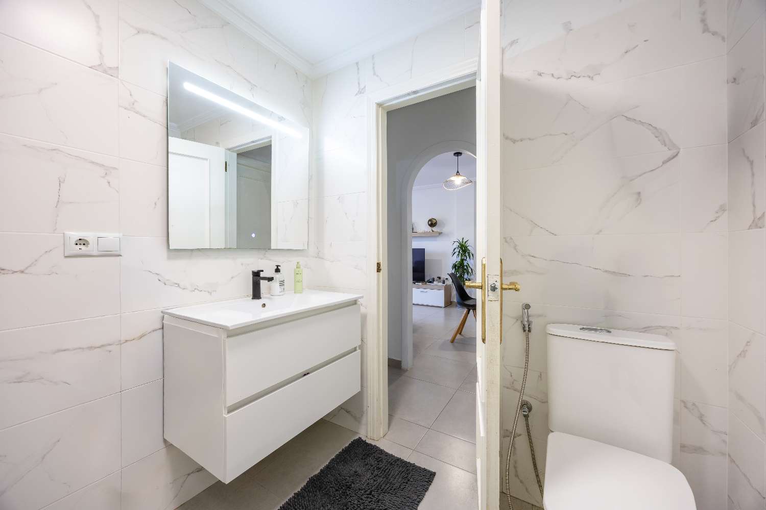 renovated apartment in Pinada Golf II – Villamartín