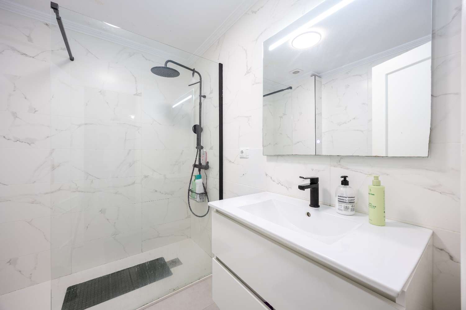 renovated apartment in Pinada Golf II – Villamartín