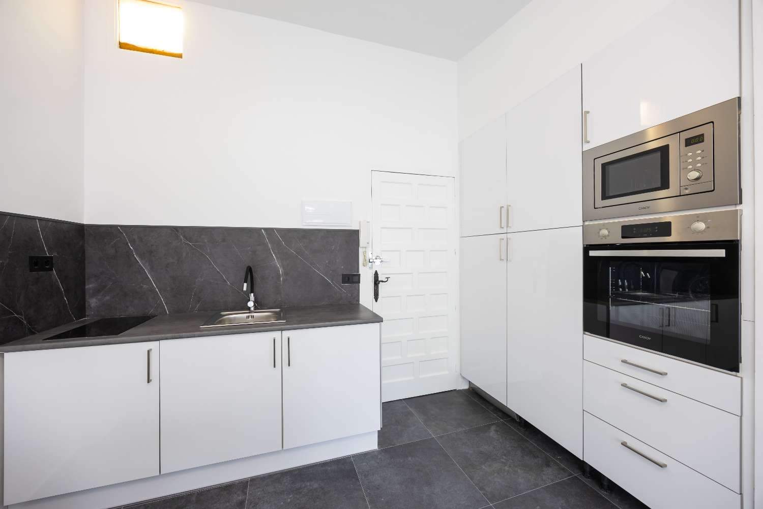 Incredible penthouse in Torrevieja, 600m from the beach