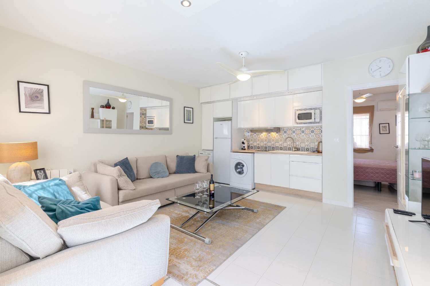 Ground floor bungalow with communal pool