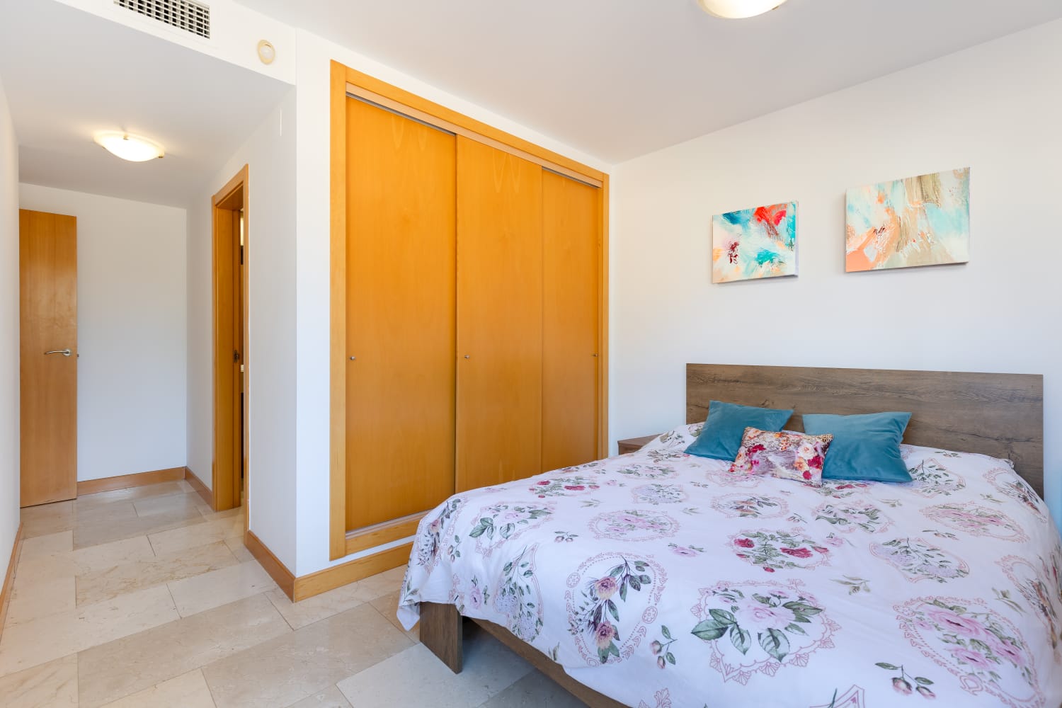 Campoamor Hills, 3-bedroom apartment with communal pool,