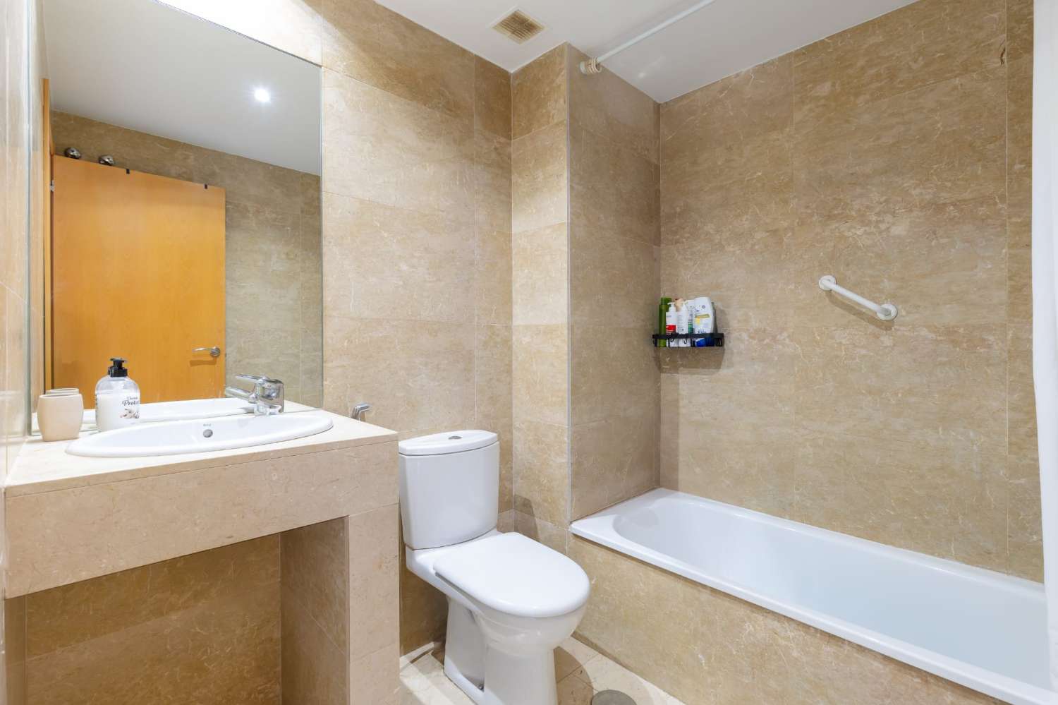 Campoamor Hills, 3-bedroom apartment with communal pool,
