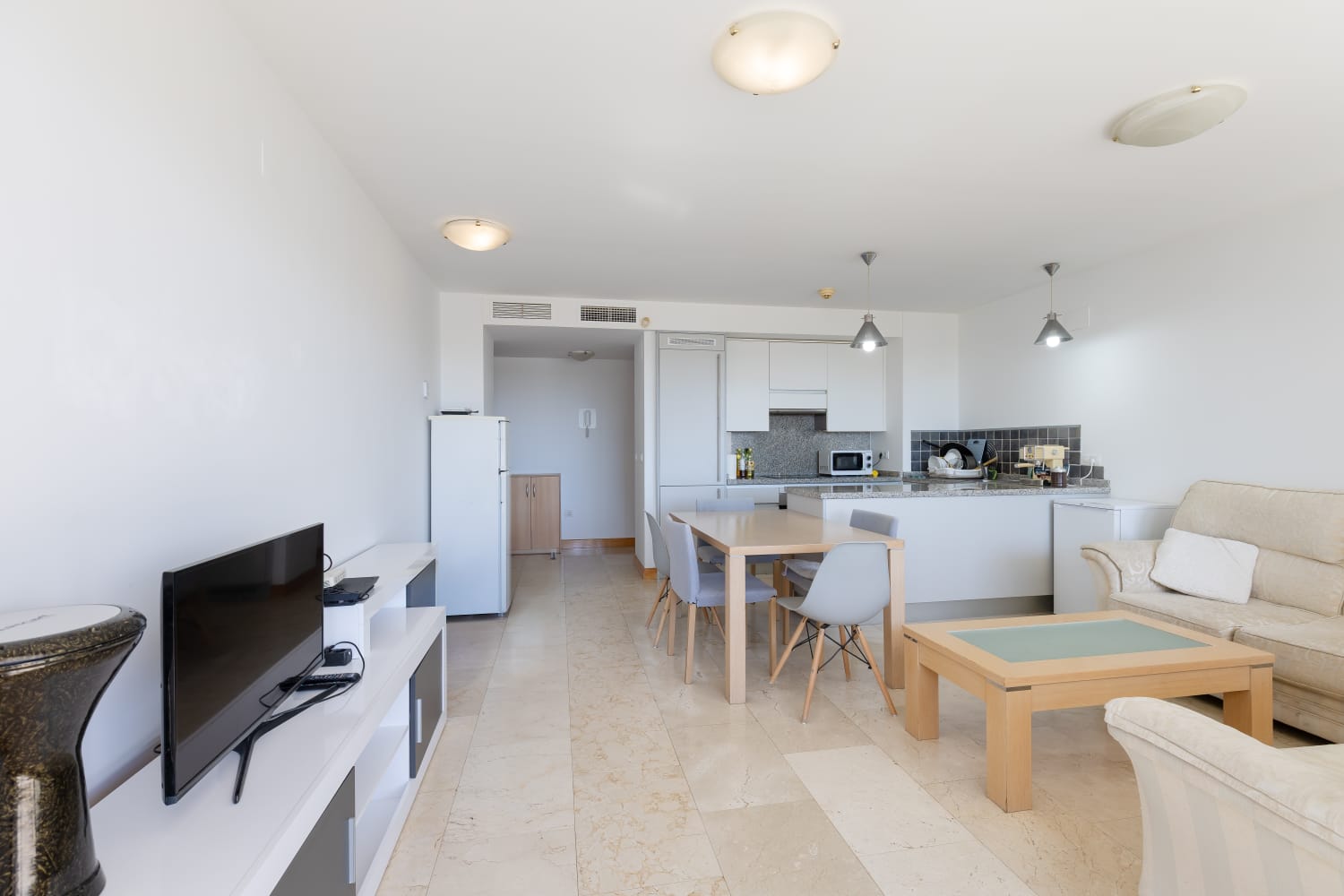 Campoamor Hills, 3-bedroom apartment with communal pool,