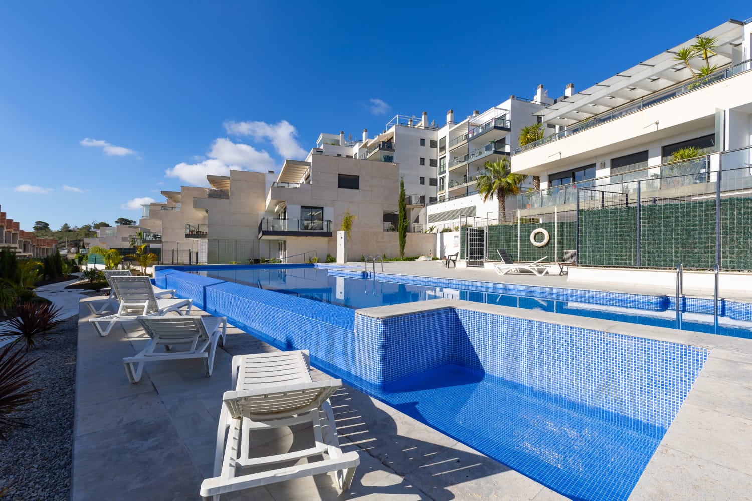Campoamor Hills, 3-bedroom apartment with communal pool,