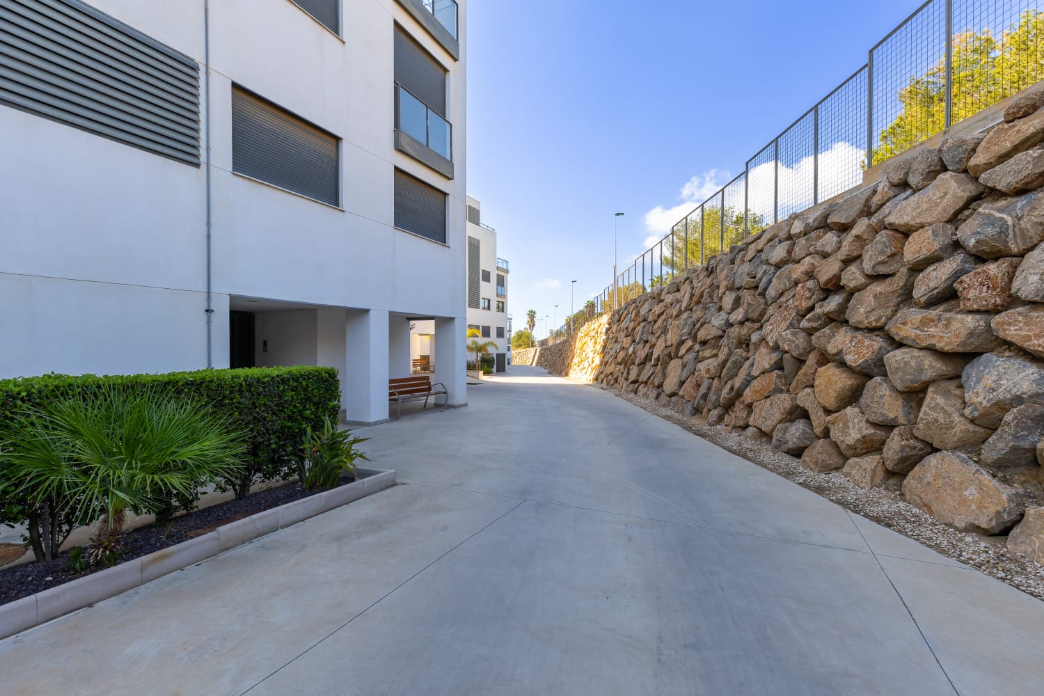 Campoamor Hills, 3-bedroom apartment with communal pool,