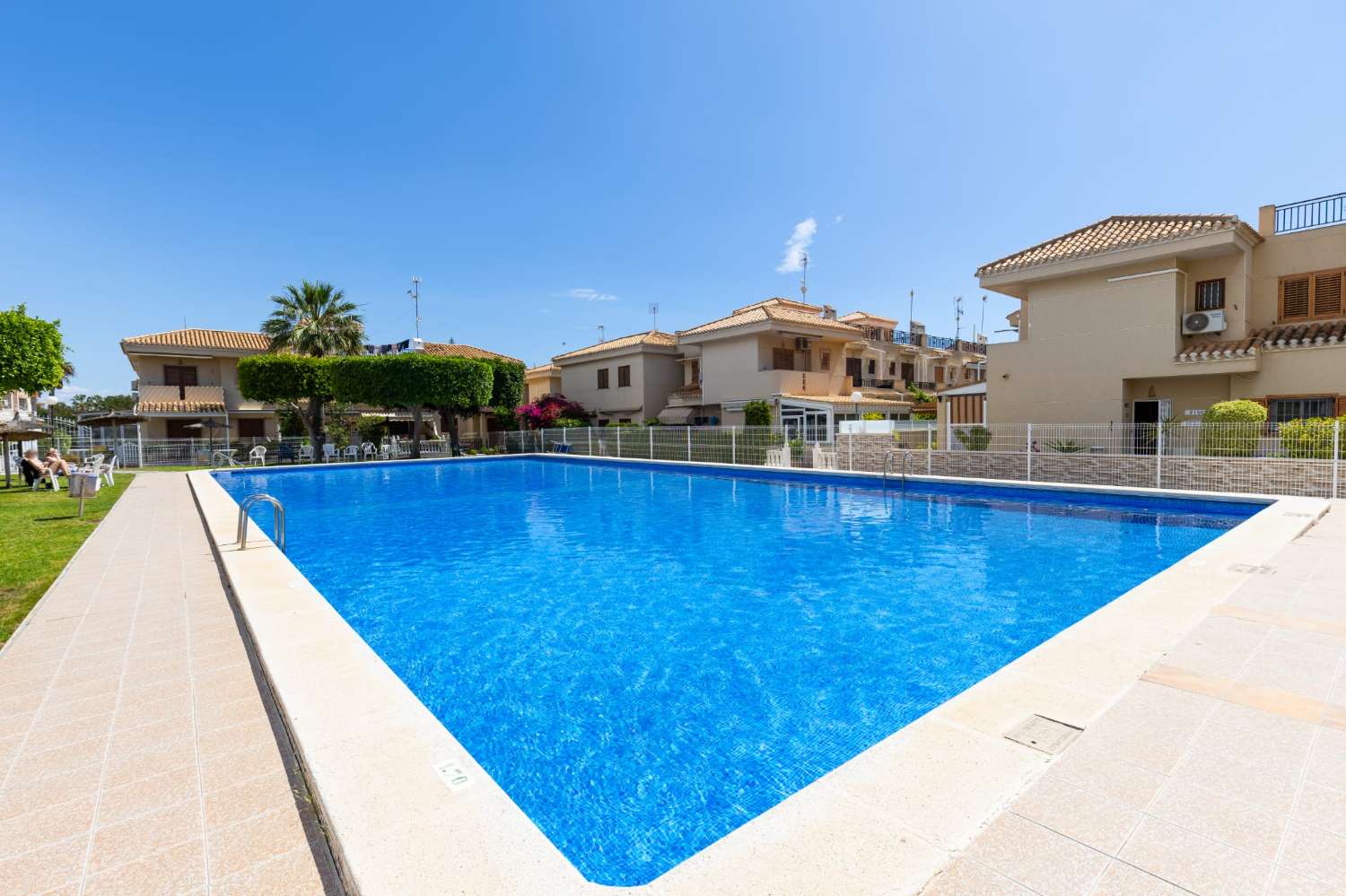 La Zenia bungalow with communal pool