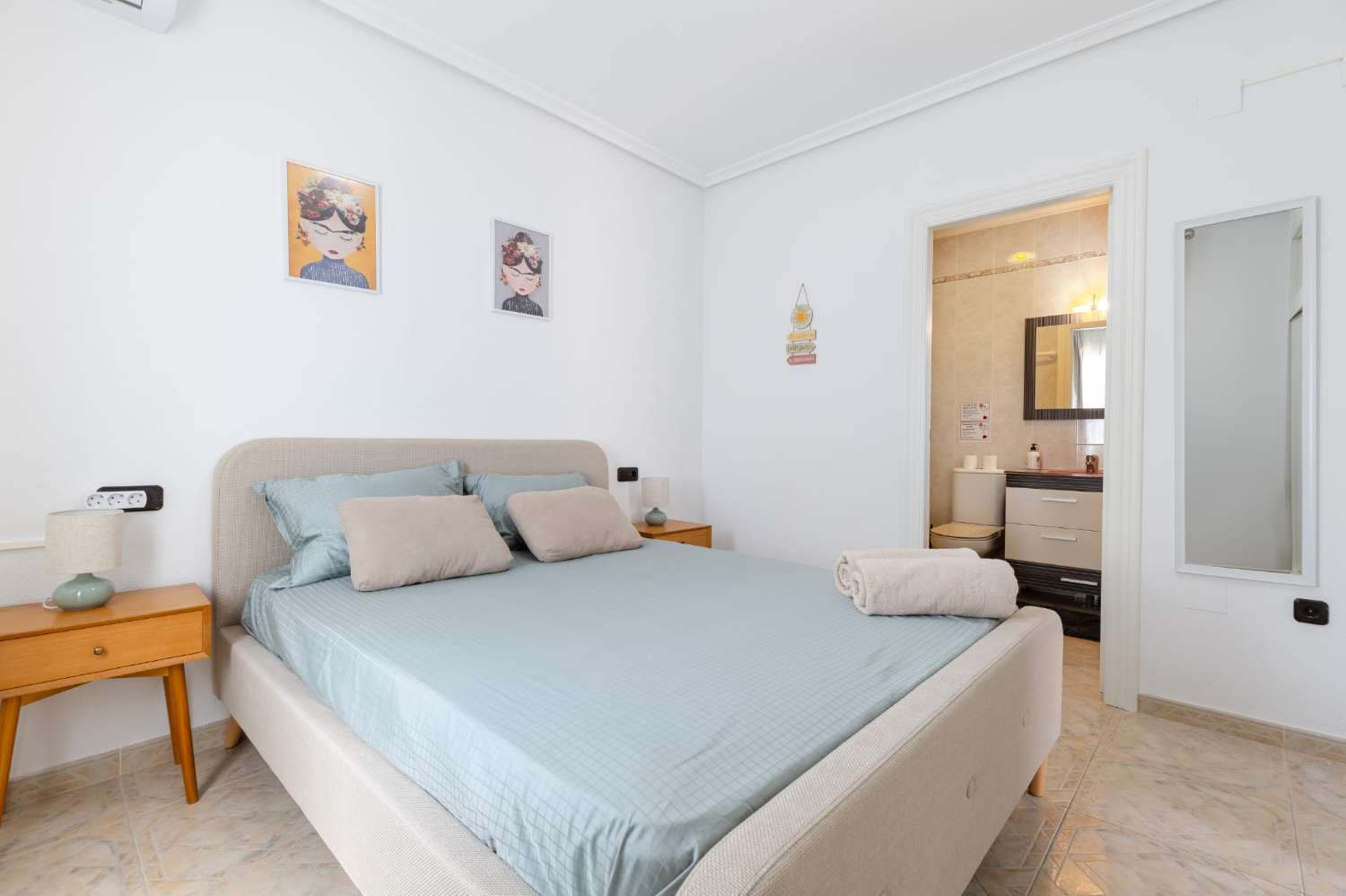 La Zenia bungalow with communal pool