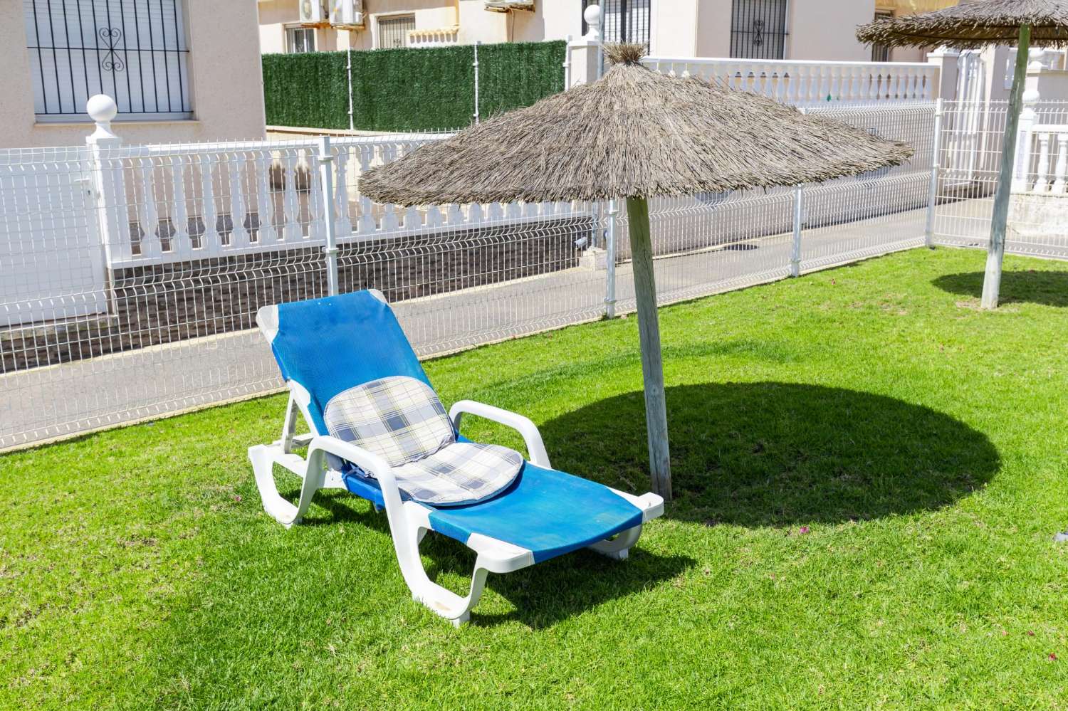 La Zenia bungalow with communal pool