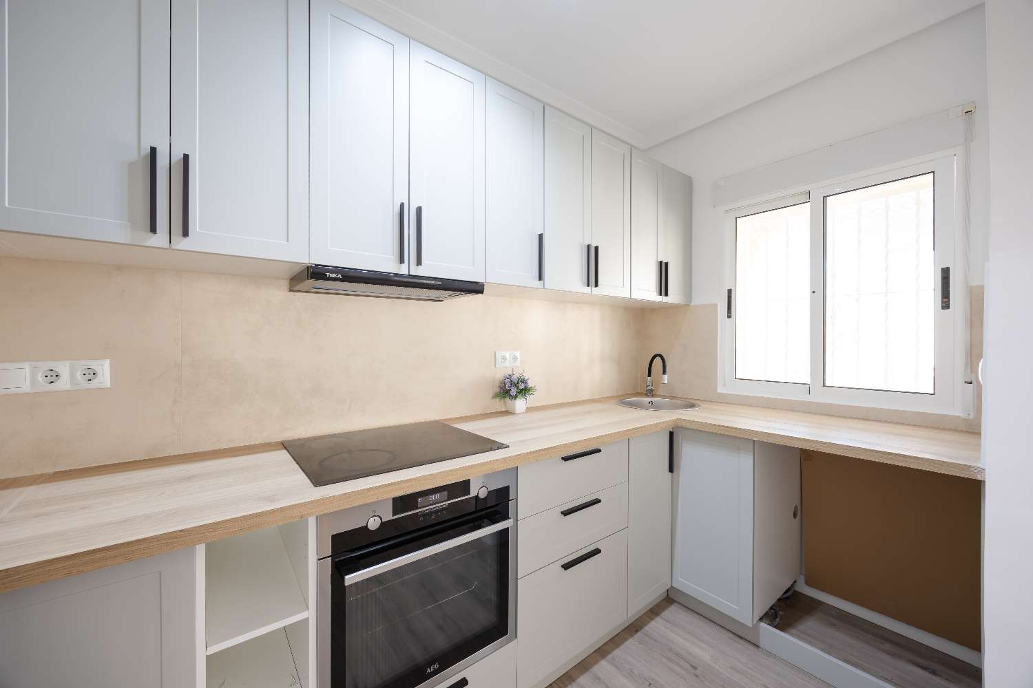 Detached villa with separate apartment – El Galán, Villamartín