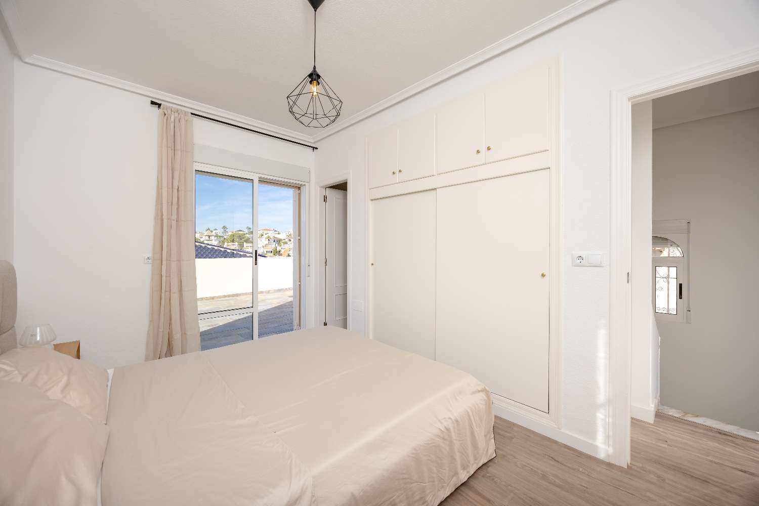 Detached villa with separate apartment – El Galán, Villamartín