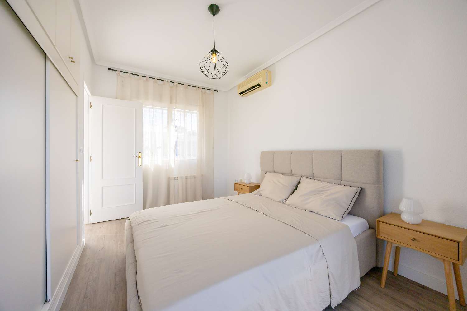 Detached villa with separate apartment – El Galán, Villamartín