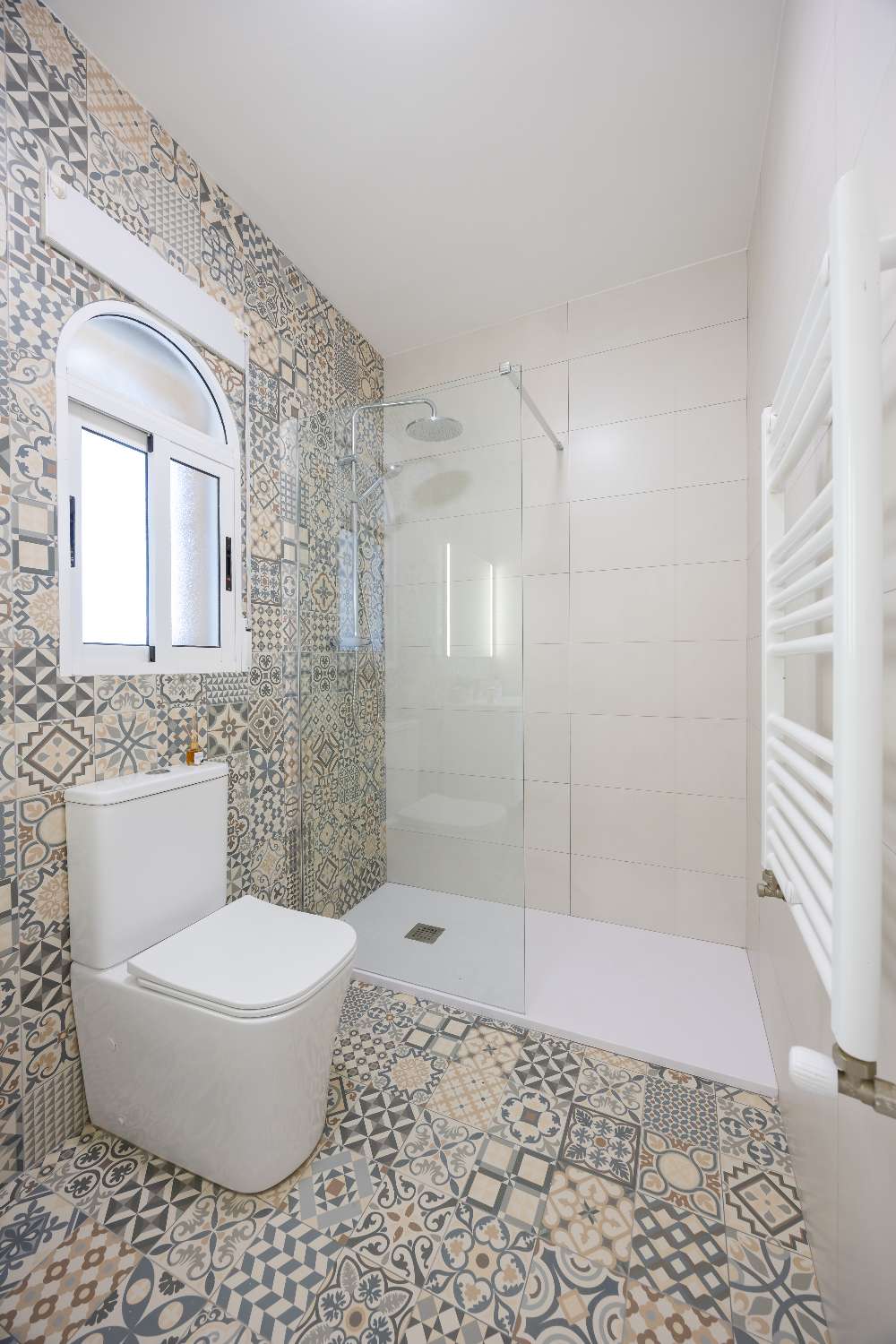 Detached villa with separate apartment – El Galán, Villamartín