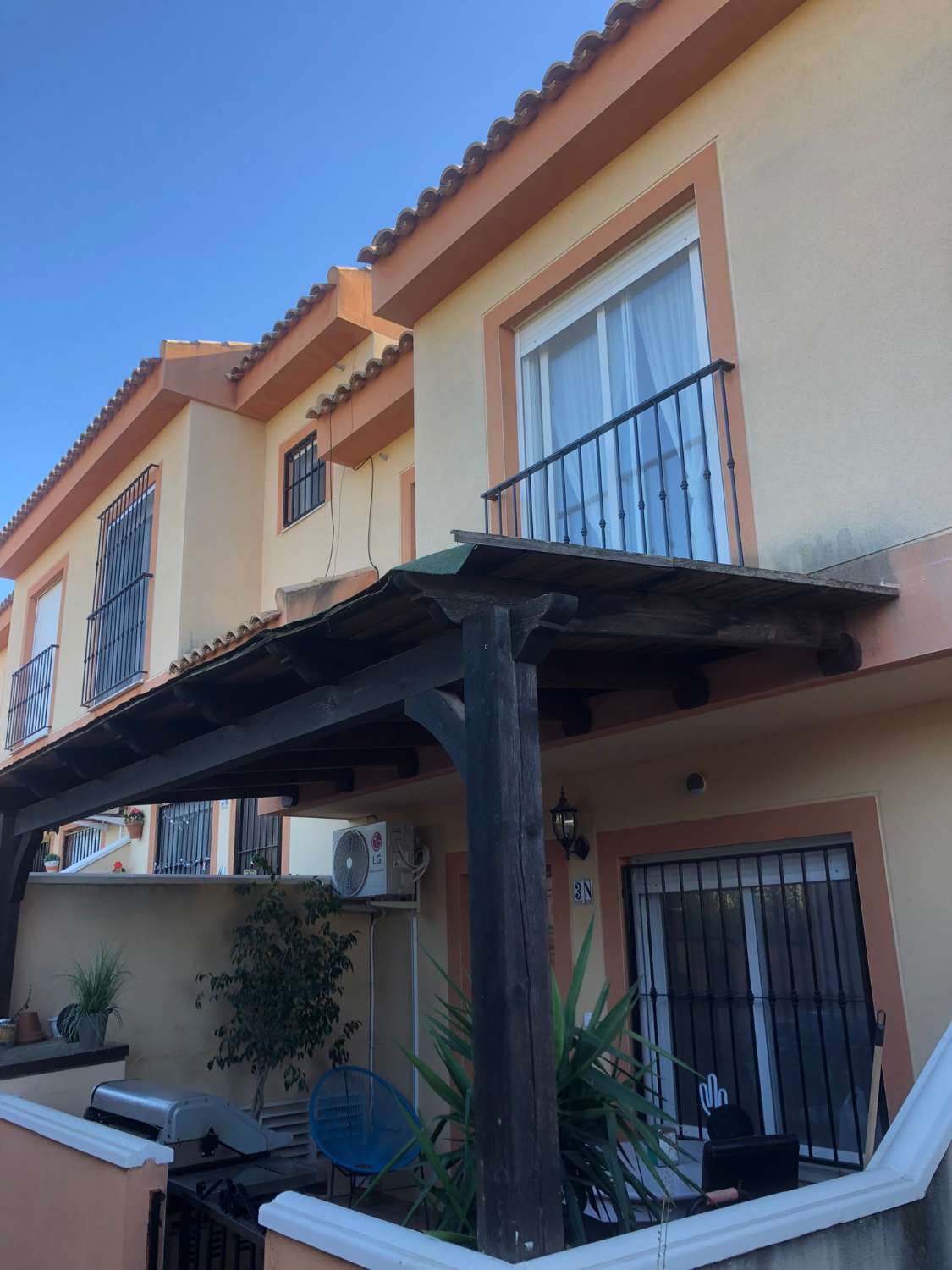 Maison de ville rénovée à Algorfa