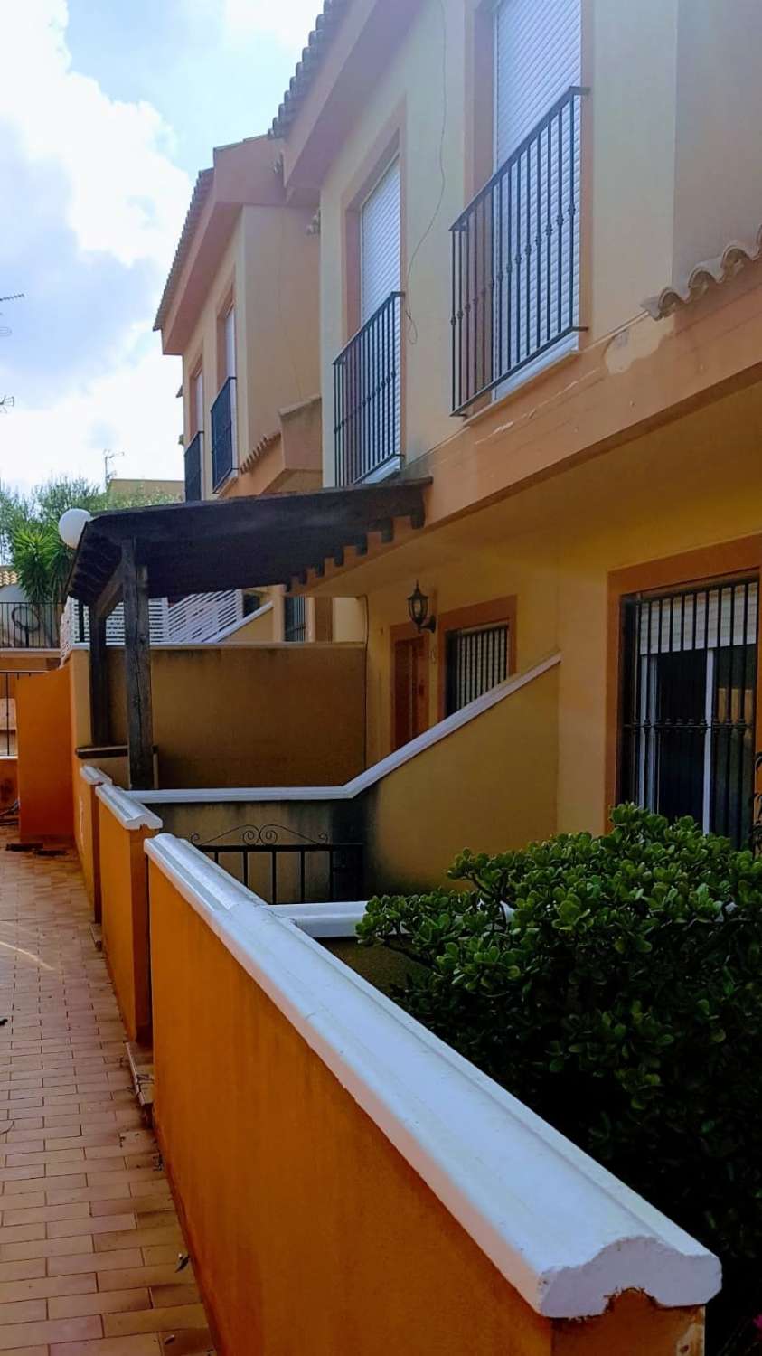 Maison de ville rénovée à Algorfa