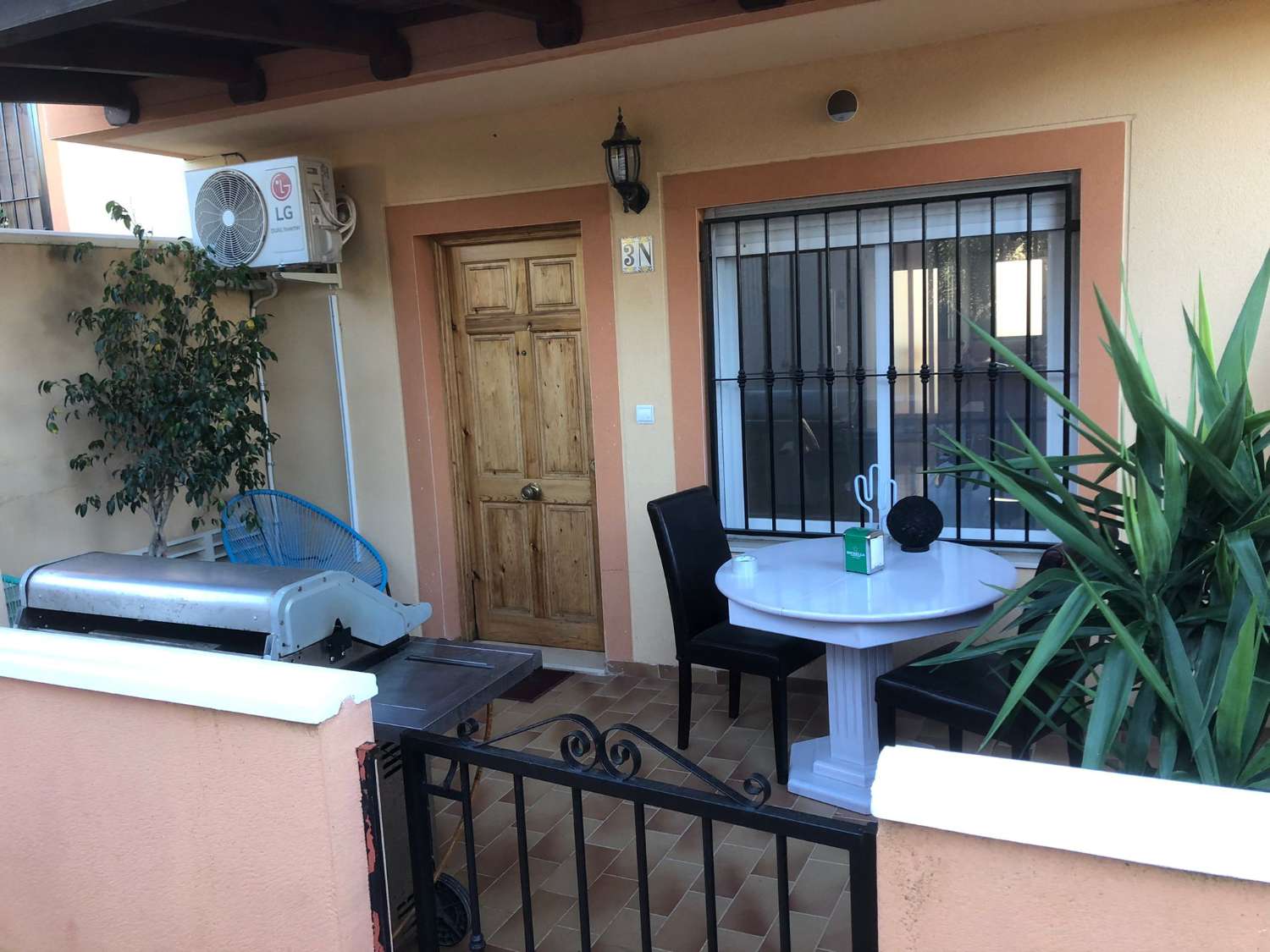 Maison de ville rénovée à Algorfa