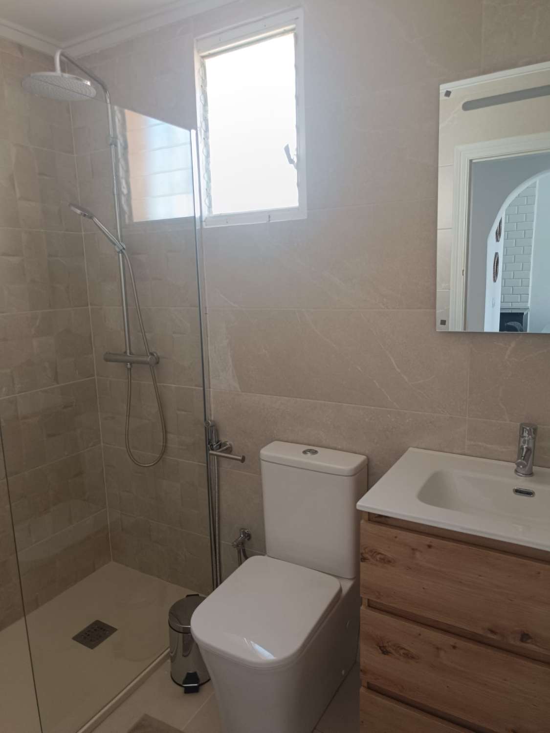 Fully Renovated Ground Floor Bungalow in La Florida