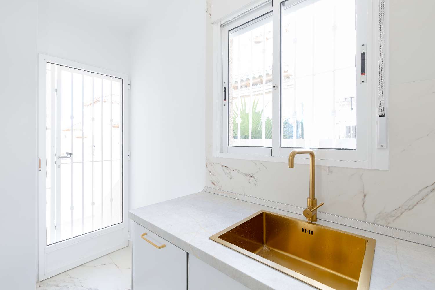 Fantastique villa complètement rénovée avec piscine privée et appartement séparé