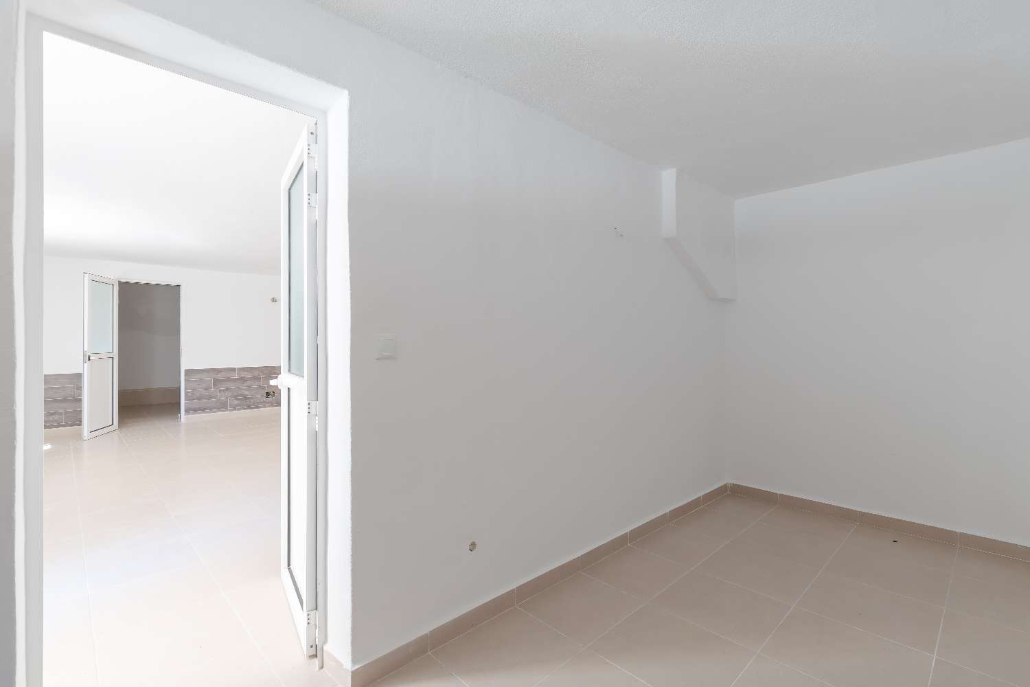 Fantastique villa complètement rénovée avec piscine privée et appartement séparé