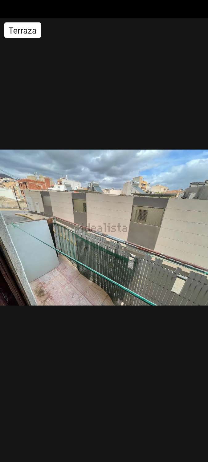 Appartement 3 chambres a rénover Crevillente