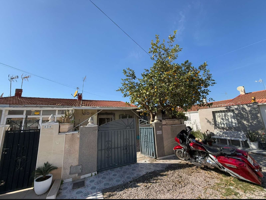 Bungalow a reformer a Torrevieja