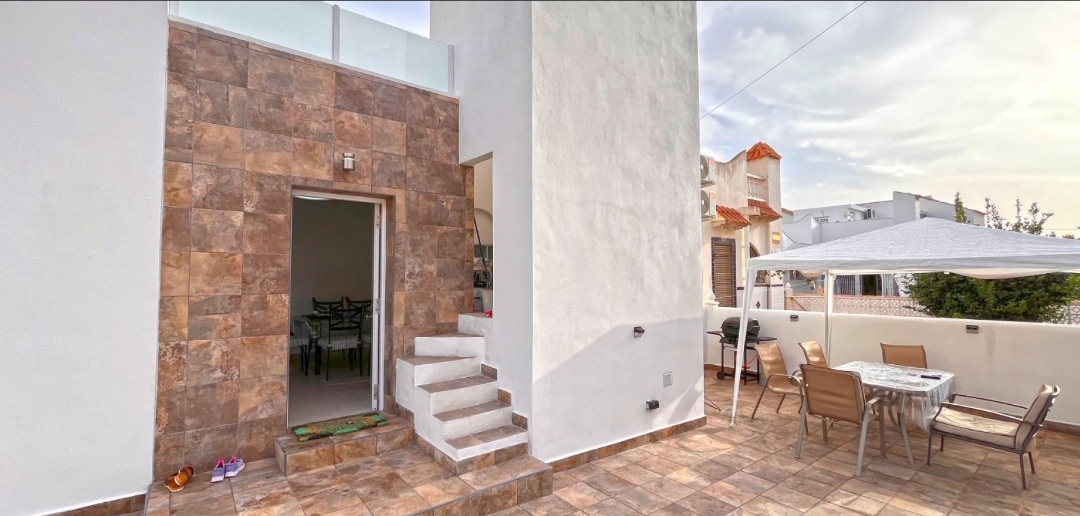 OFFRE! Villa jumelée moderne et rénovée à Playa Flamenca