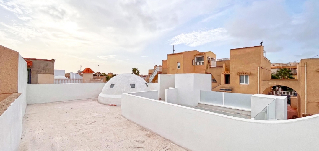 OFFRE! Villa jumelée moderne et rénovée à Playa Flamenca