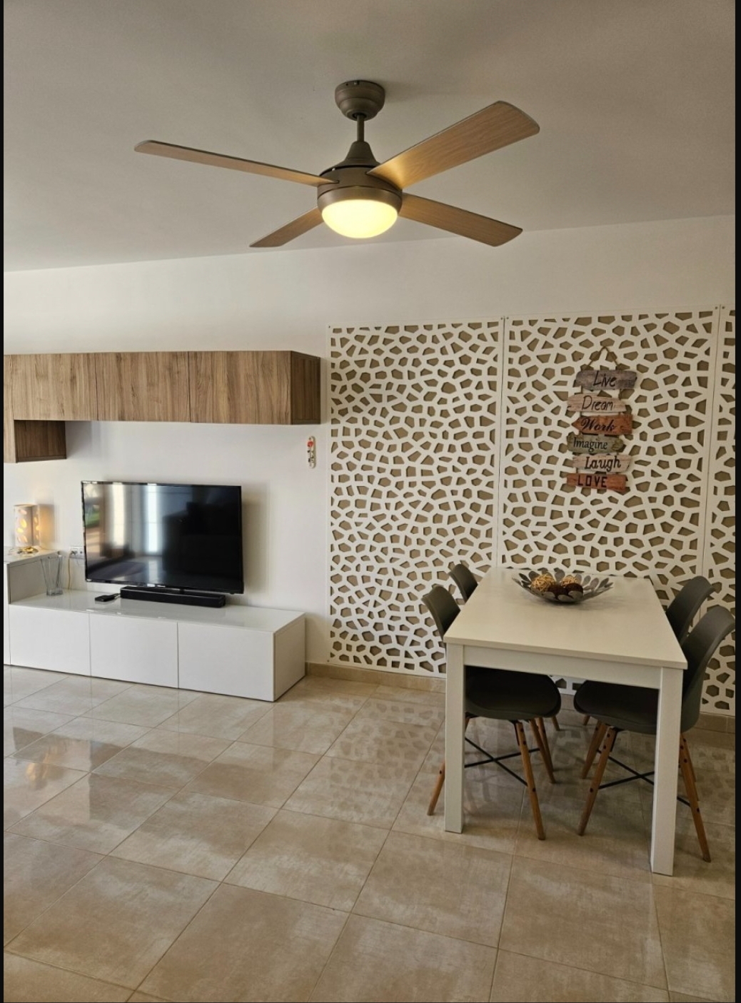 OFFRE! Bungalow moderne au rez-de-chaussée à Cabo Roig.