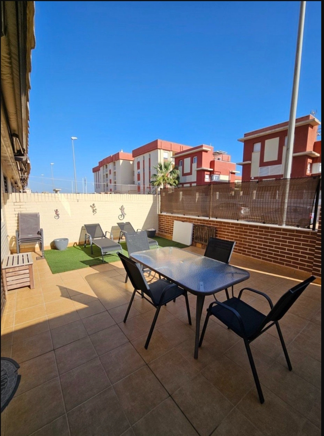 OFFRE! Bungalow moderne au rez-de-chaussée à Cabo Roig.