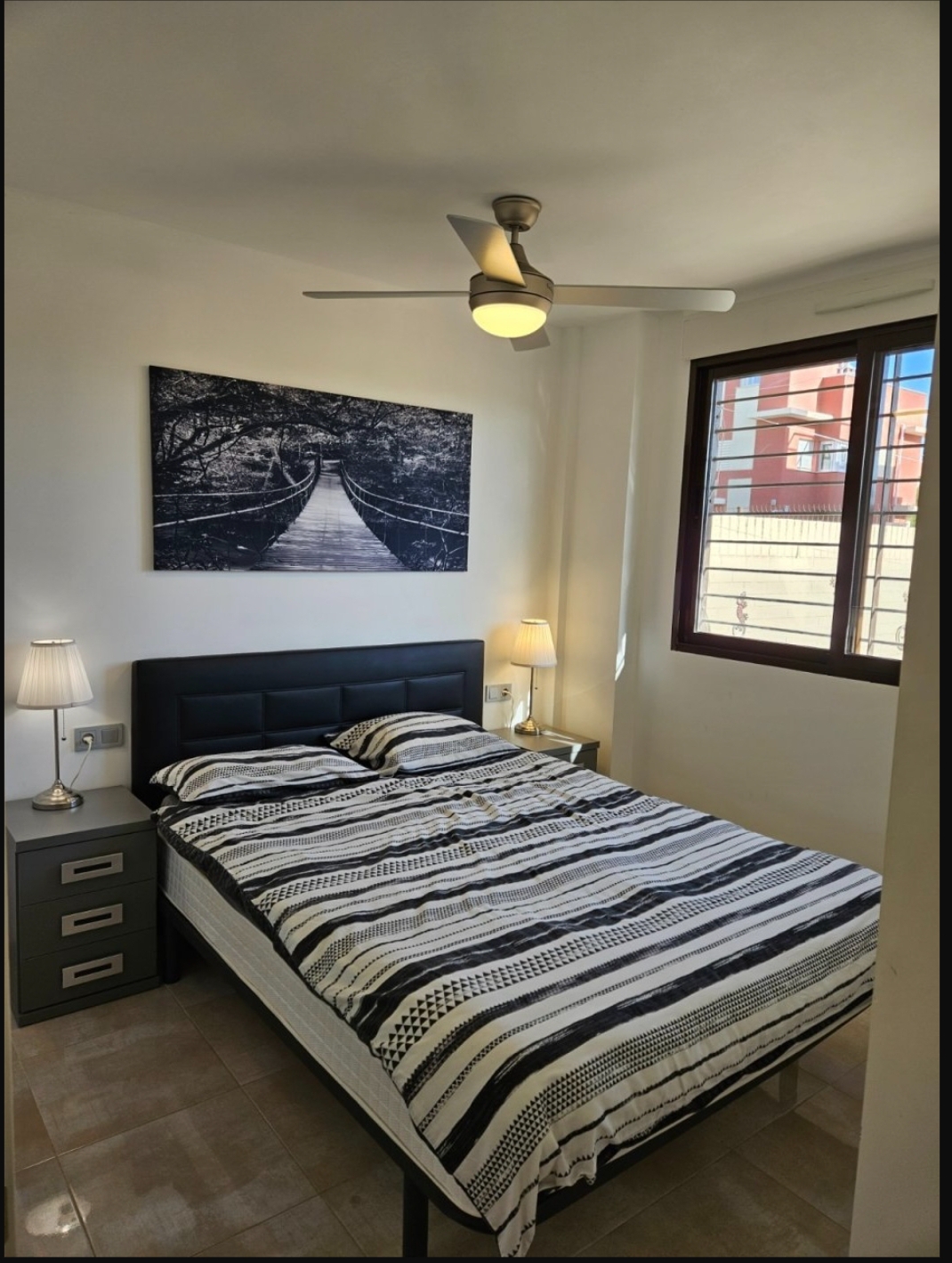 OFFRE! Bungalow moderne au rez-de-chaussée à Cabo Roig.