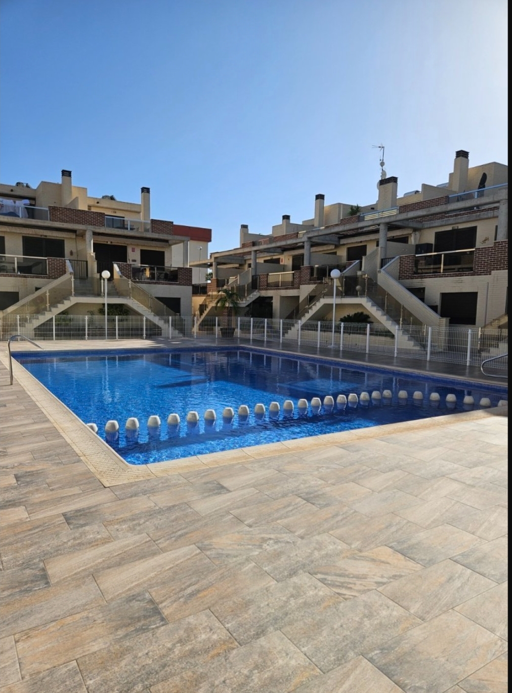 OFFRE! Bungalow moderne au rez-de-chaussée à Cabo Roig.