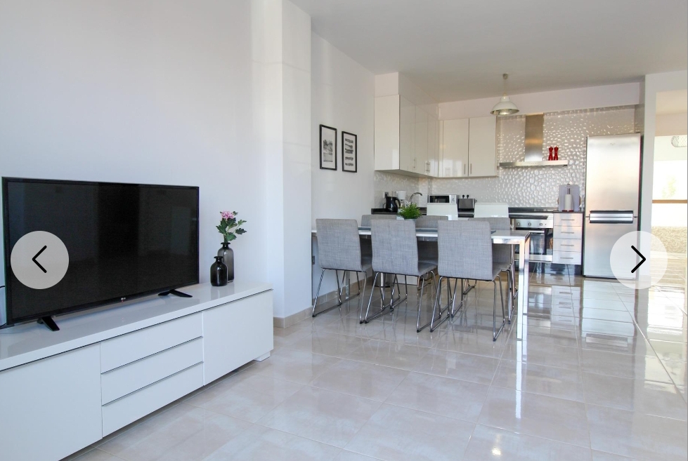 Charmant bungalow au rez-de-chaussée à Lomas de Cabo Roig