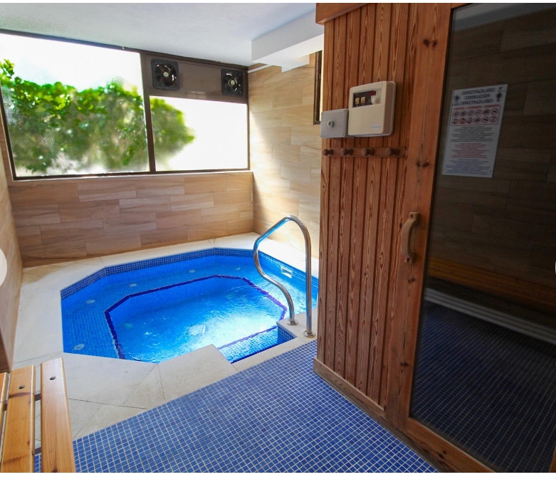 Charmant bungalow au rez-de-chaussée à Lomas de Cabo Roig