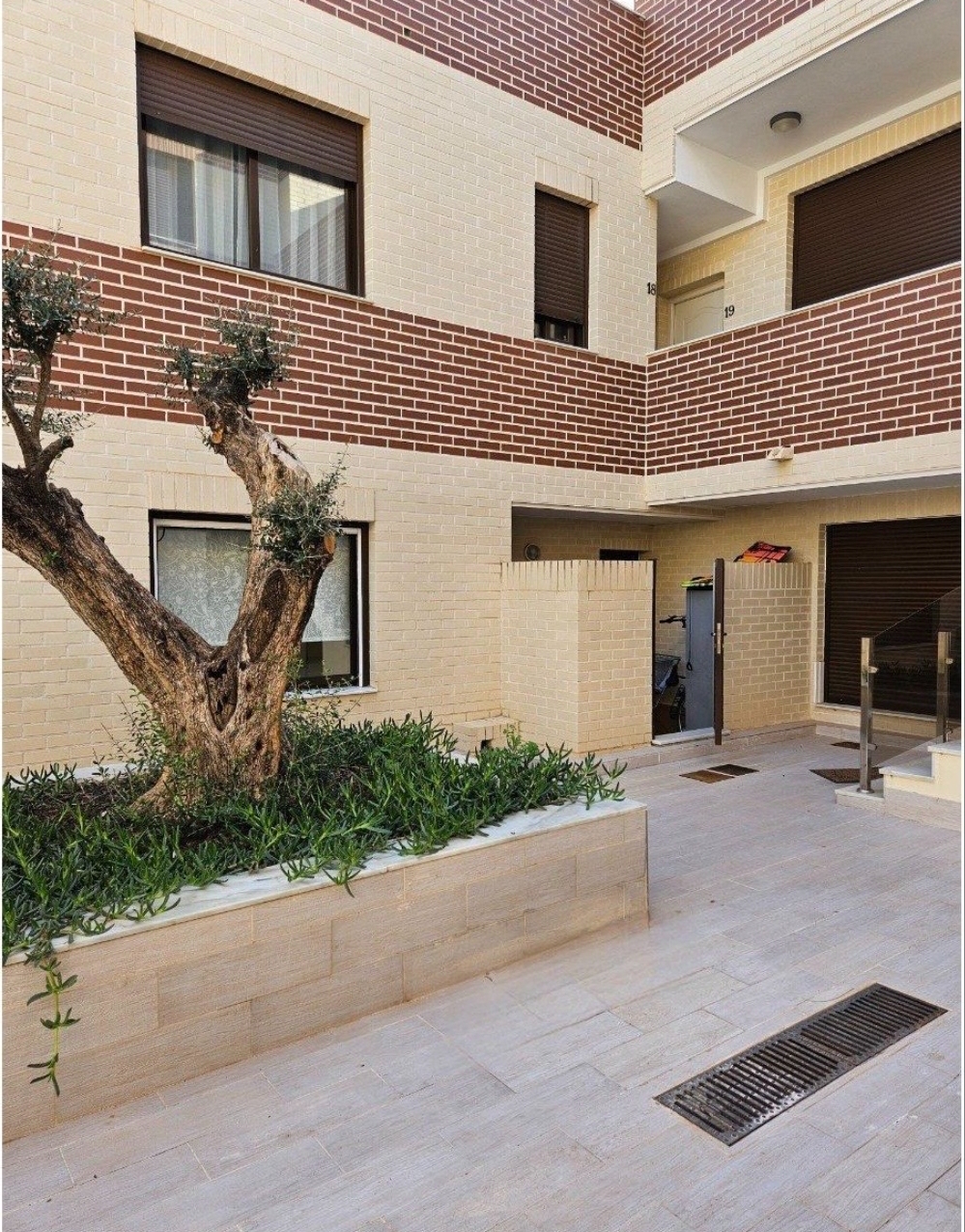 Charmant bungalow au rez-de-chaussée à Lomas de Cabo Roig