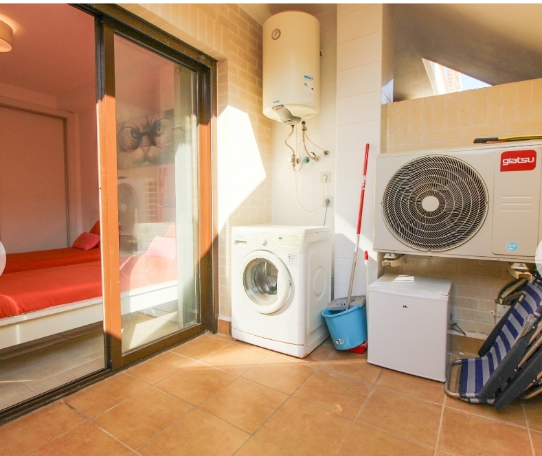 Charmant bungalow au rez-de-chaussée à Lomas de Cabo Roig