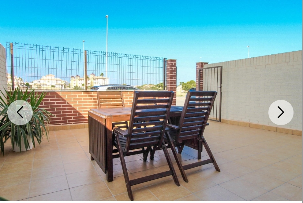Charmant bungalow au rez-de-chaussée à Lomas de Cabo Roig