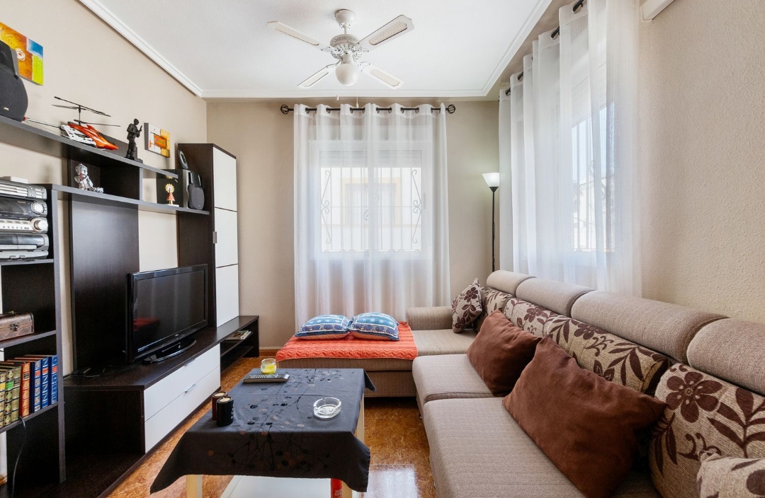 BEAUTIFUL QUAD IN DREAM HILLS, ORIHUELA COSTA AREA!