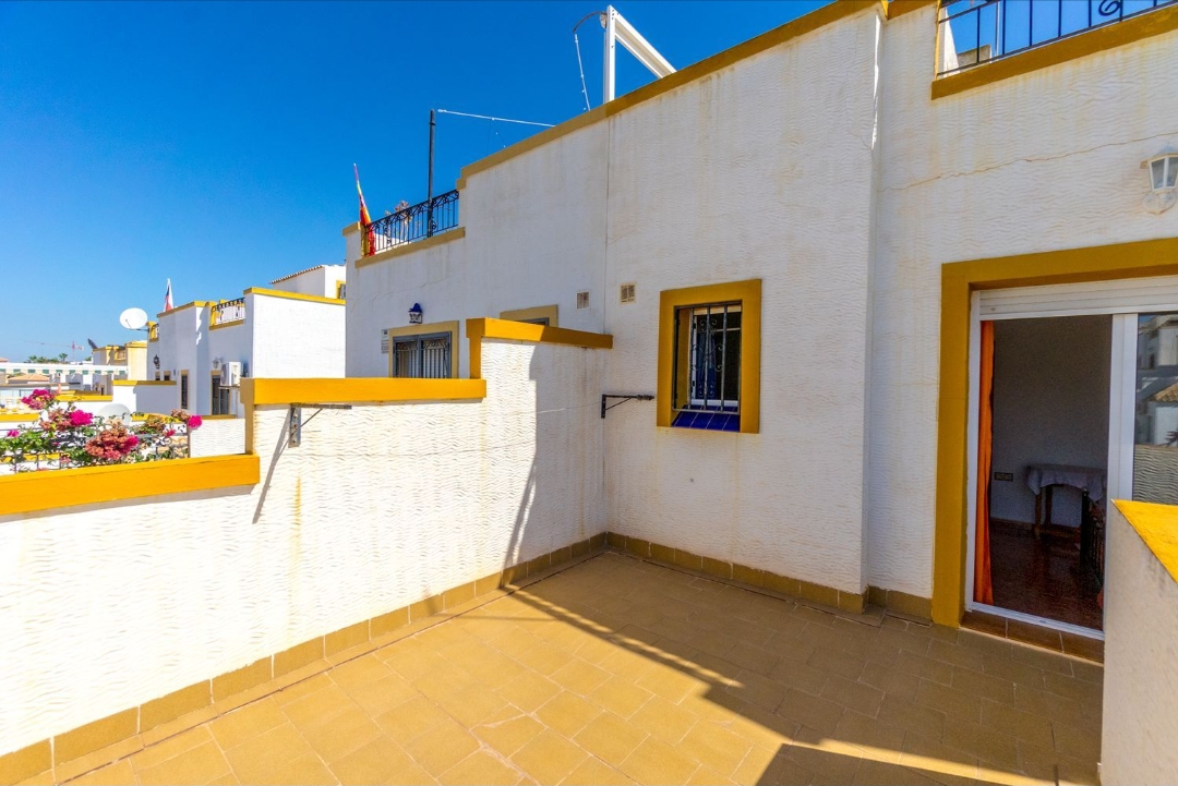 BEAUTIFUL QUAD IN DREAM HILLS, ORIHUELA COSTA AREA!