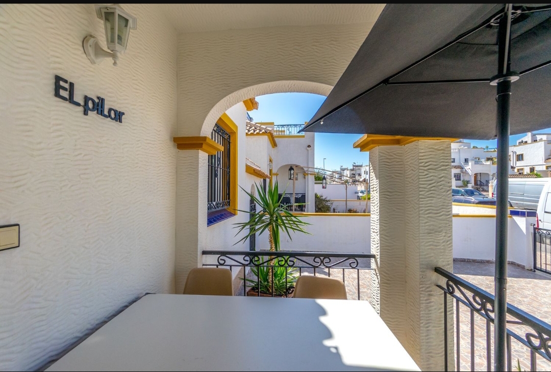 BEAUTIFUL QUAD IN DREAM HILLS, ORIHUELA COSTA AREA!