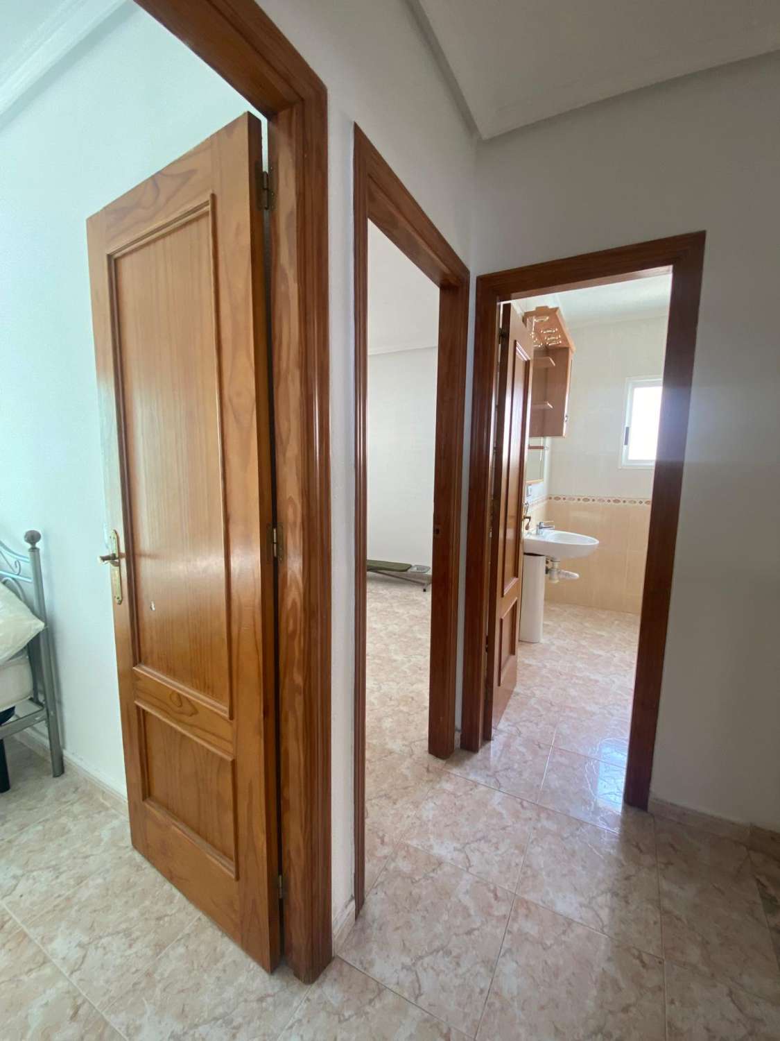 OFFRE. Villa individuelle près de la mer à Punta Prima