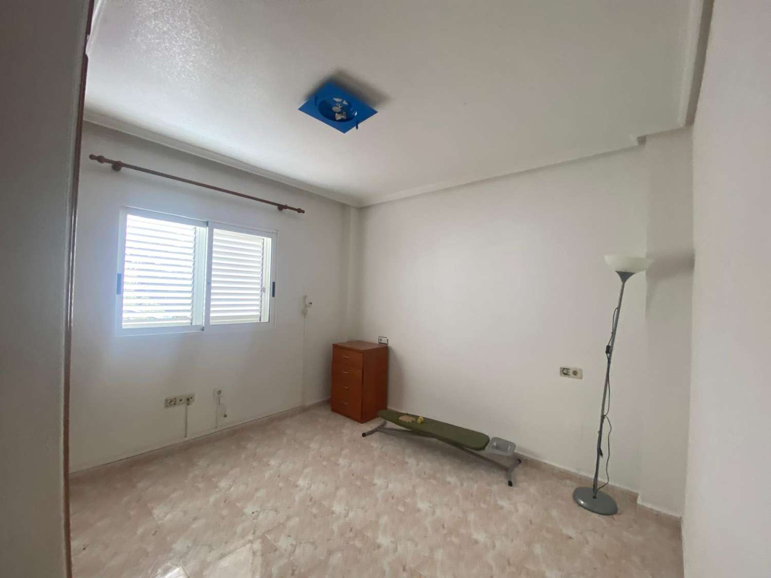 OFFRE. Villa individuelle près de la mer à Punta Prima