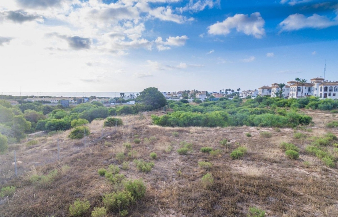 Exclusive New Build Apartments in Playa Flamenca, Orihuela Costa