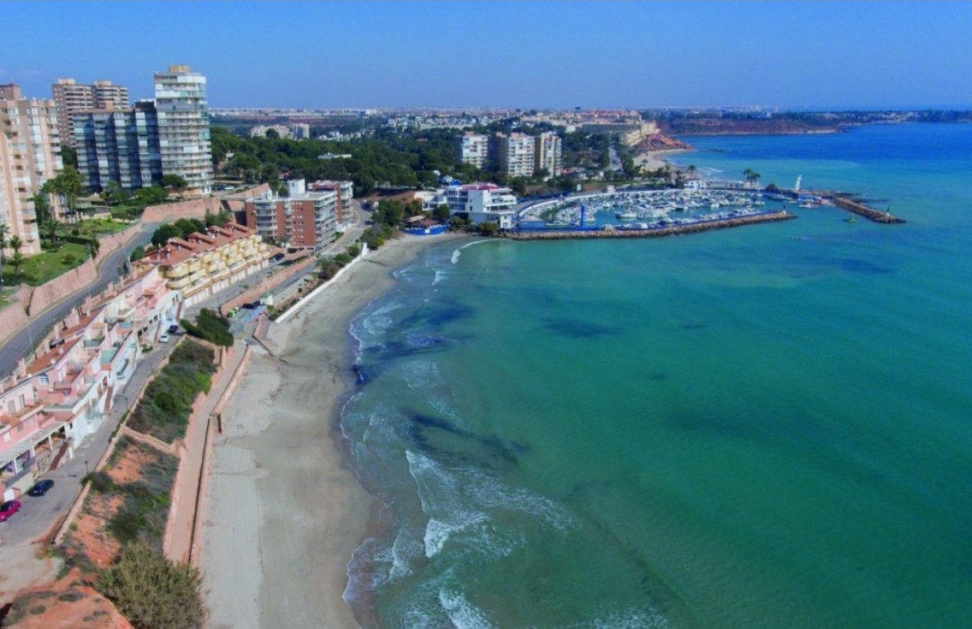COMPLEXE RÉSIDENTIEL DE LUXE À PROXIMITÉ DE LA MER