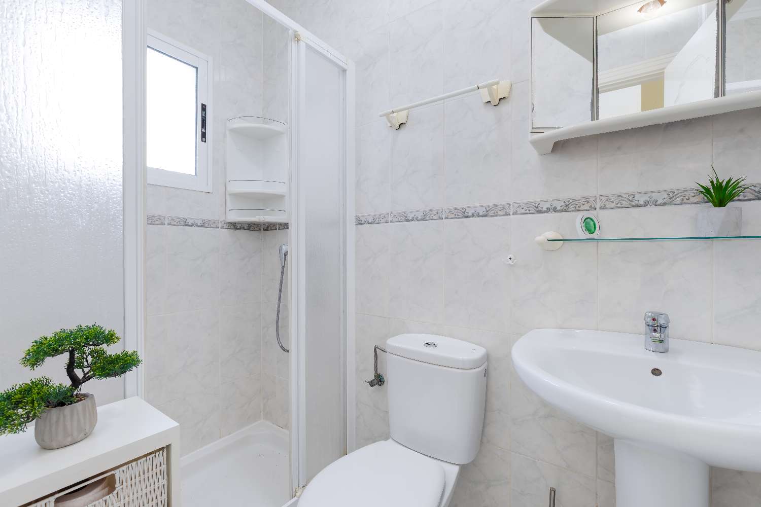 OFFRE ! Superbe villa jumelée avec piscine privée à Villamartin