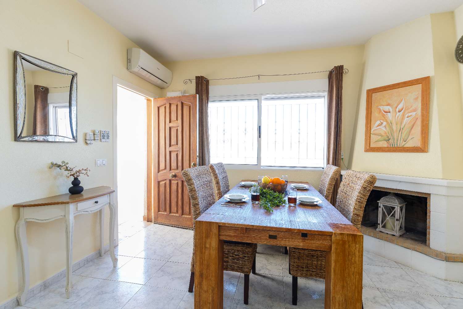 OFFRE ! Superbe villa jumelée avec piscine privée à Villamartin