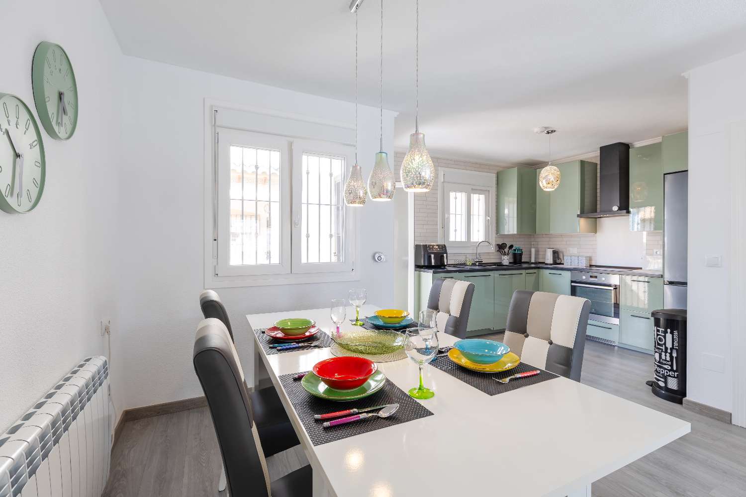 Bonne affaire ! Villa de luxe entièrement rénovée avec sous-sol et piscine privée à Villamartin