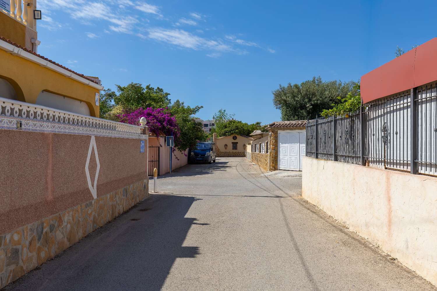 Offre exceptionnelle ! Grande villa avec piscine privée à Los Dolses/La Zenia.
