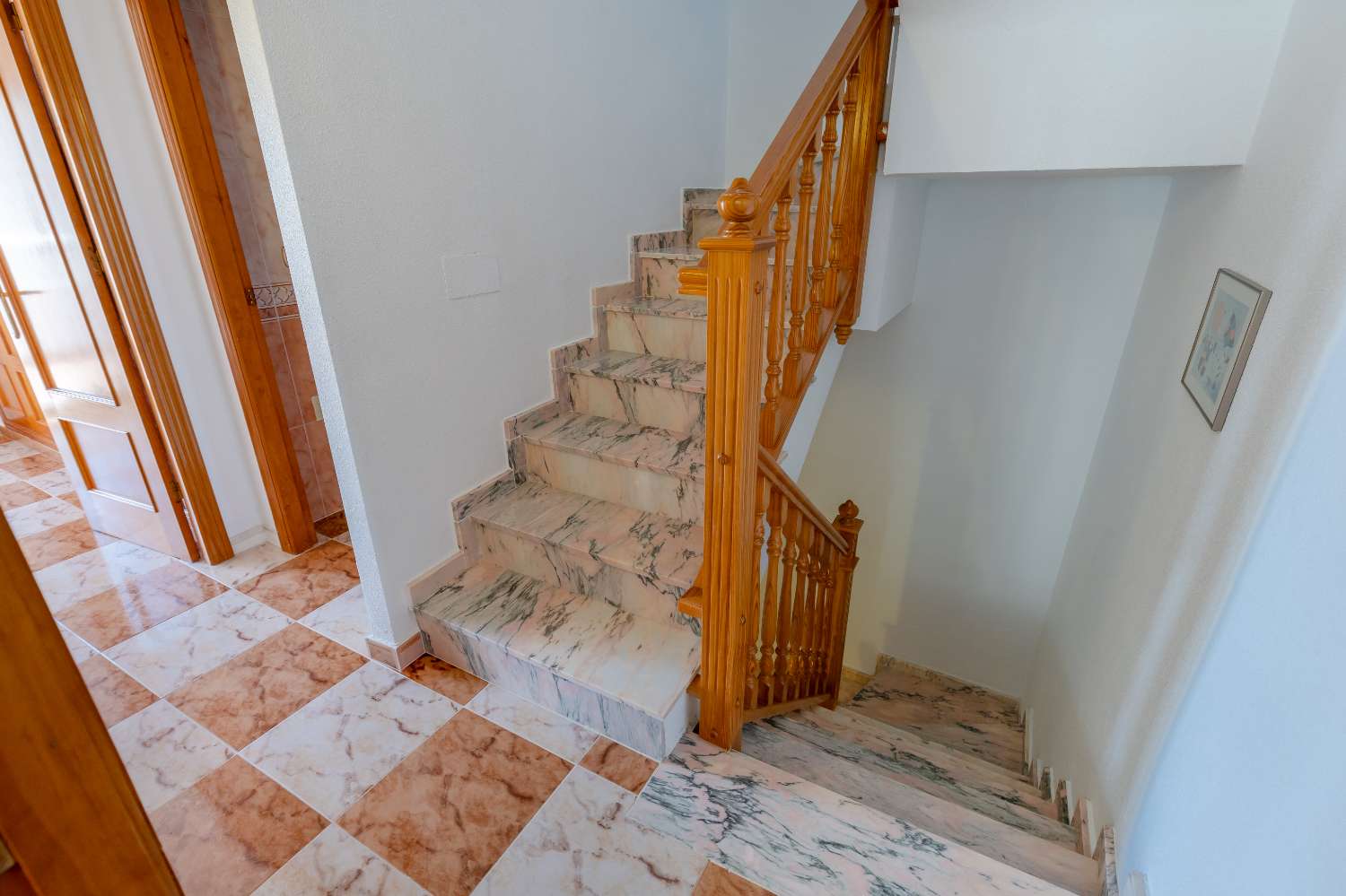 Spacious South Facing Semi- Detached Villa in Lomas de Cabo Roig.